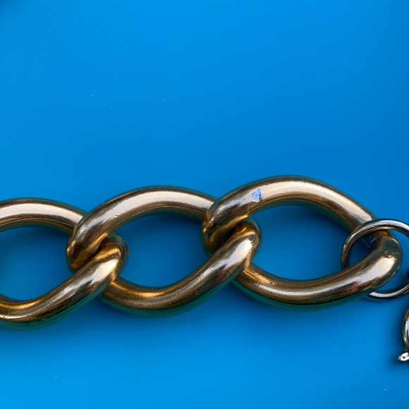 Women’s Gold Jewelry Necklace - Picture 12 of 14